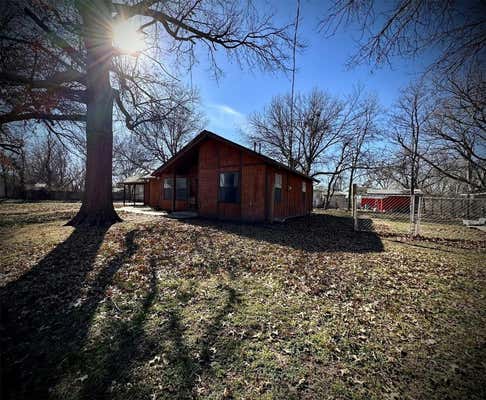 603 N 4TH ST, BLACKWELL, OK 74631 - Image 1