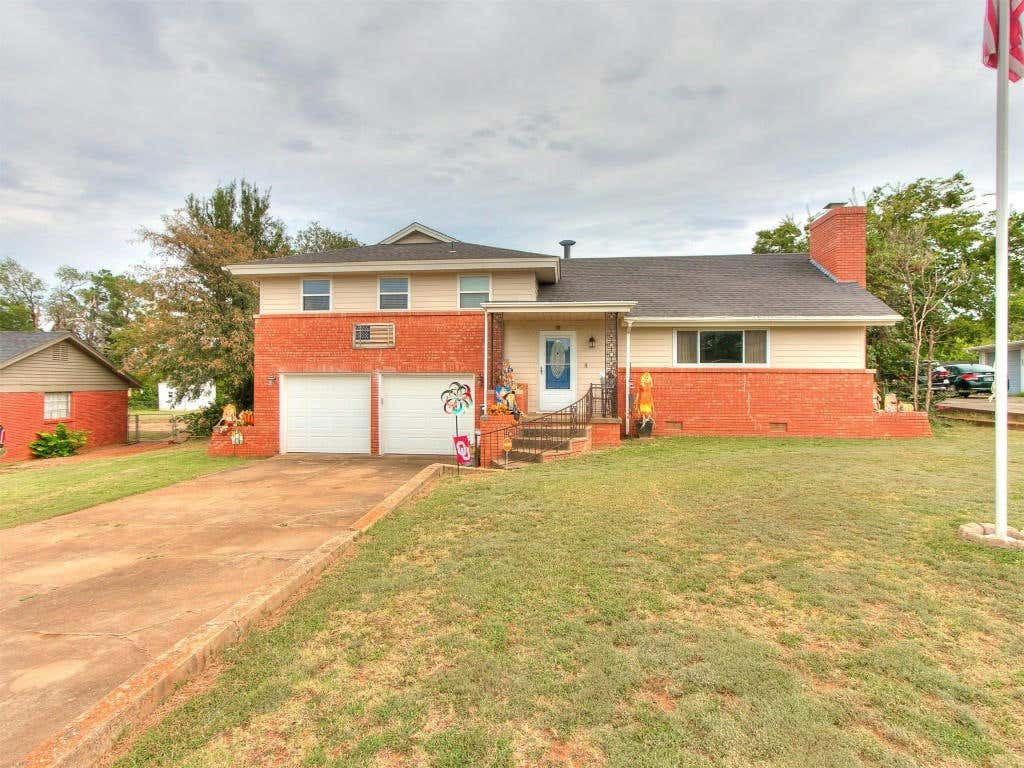 120 CHEVY CHASE DR, MIDWEST CITY, OK 73110, photo 1 of 23