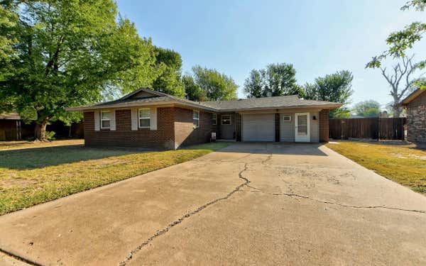 512 N BUCHANAN ST, CRESCENT, OK 73028 - Image 1