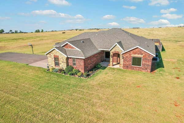 11335 N 1930 RD, SAYRE, OK 73662 - Image 1