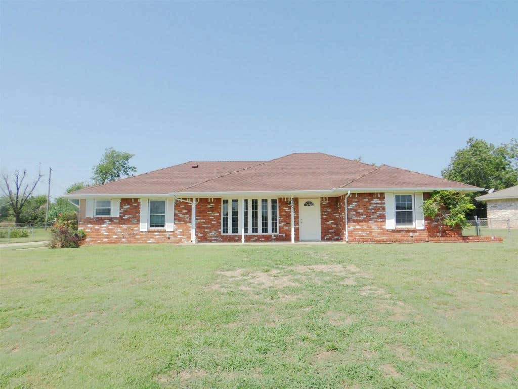 3305 N MALONEY ST, OKLAHOMA CITY, OK 73121, photo 1 of 18