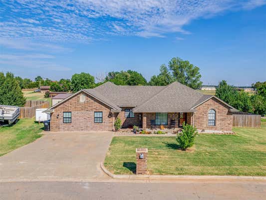 903 DANA AVE, HINTON, OK 73047 - Image 1