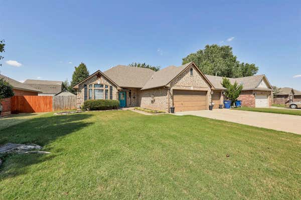 605 N CHISHOLM TRAIL WAY, MUSTANG, OK 73064, photo 4 of 48