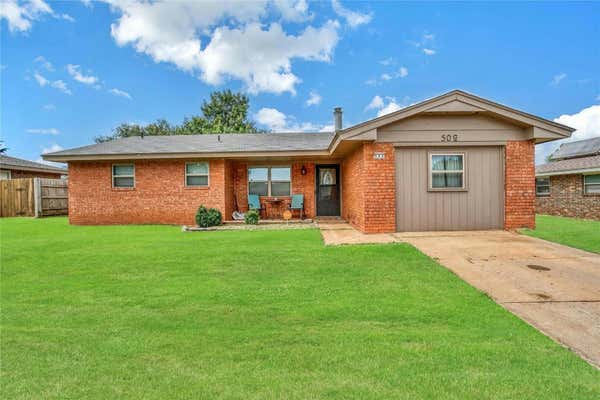 502 LACY TER, ARAPAHO, OK 73620 - Image 1