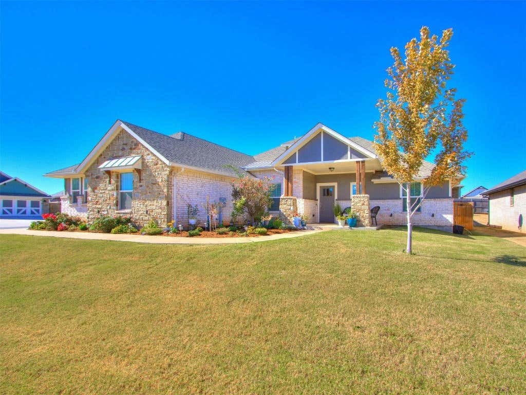 11805 CORIE NICOLE LN, YUKON, OK 73099, photo 1 of 38