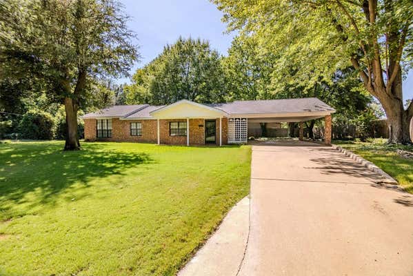 902 N CARR AVE, WYNNEWOOD, OK 73098 - Image 1