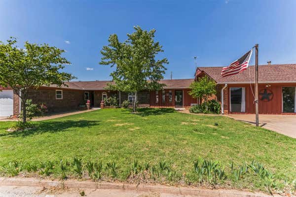 211 RICE DR, WATONGA, OK 73772 - Image 1