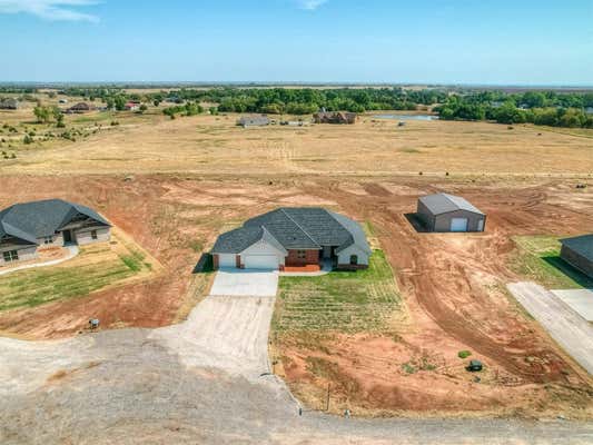 24965 PREAKNESS RUN, CASHION, OK 73016 - Image 1