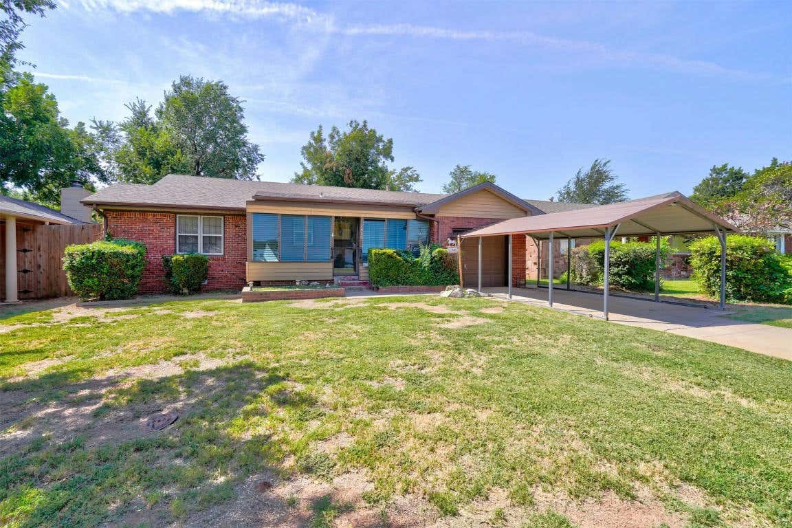 2812 PEMBROKE TER, OKLAHOMA CITY, OK 73116, photo 1 of 33