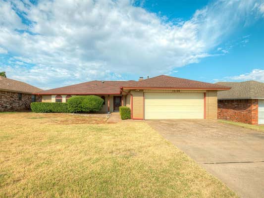 10109 LITTLE POND DR, OKLAHOMA CITY, OK 73162 - Image 1