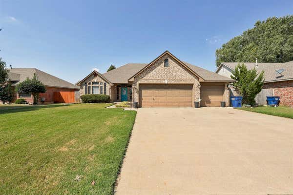 605 N CHISHOLM TRAIL WAY, MUSTANG, OK 73064, photo 2 of 48