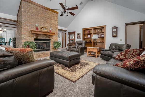 2400 WOODHOLLOW TRL, EDMOND, OK 73012, photo 4 of 43