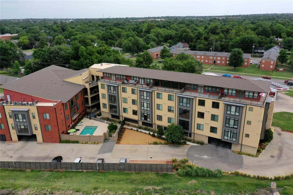 401 E BOYD ST STE 403  