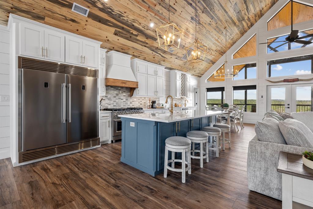 Broken Bow, Oklahoma, 74728, United States, 4 Bedrooms Bedrooms, ,4 BathroomsBathrooms,Residential,Active,1898222