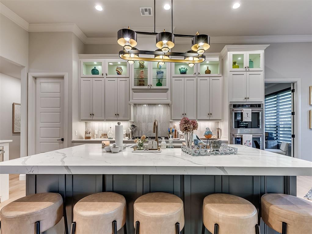 Edmond, Oklahoma, 73034, United States, 4 Bedrooms Bedrooms, ,5 BathroomsBathrooms,Residential,Active,1969655