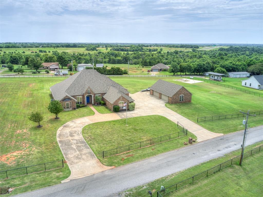 Tuttle, Oklahoma, 73089, United States, 4 Bedrooms Bedrooms, ,4 BathroomsBathrooms,Residential,Active,1899867