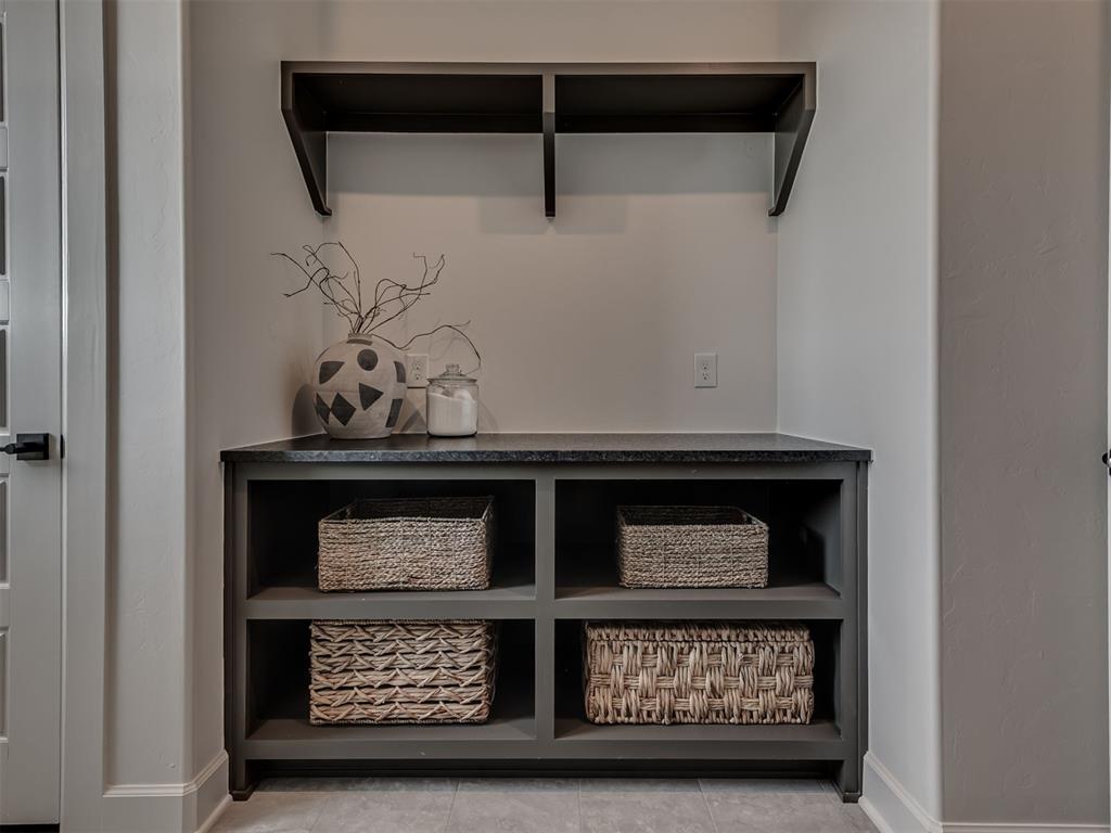 Edmond, Oklahoma, 73034, United States, 4 Bedrooms Bedrooms, ,5 BathroomsBathrooms,Residential,Active,2009414