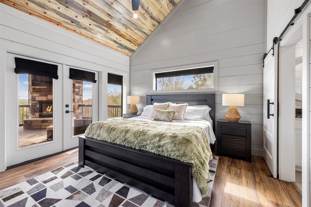 Broken Bow, Oklahoma, 74728, United States, 4 Bedrooms Bedrooms, ,4 BathroomsBathrooms,Residential,Active,1898222