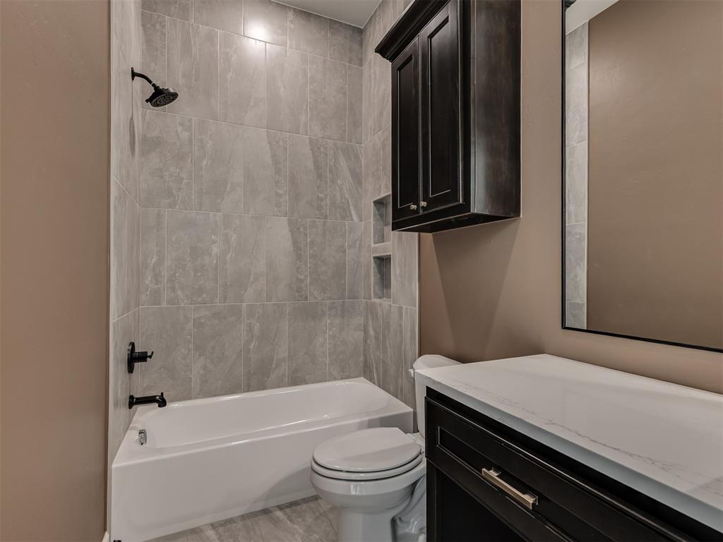 Edmond, Oklahoma, 73034, United States, 4 Bedrooms Bedrooms, ,5 BathroomsBathrooms,Residential,Active,2009414