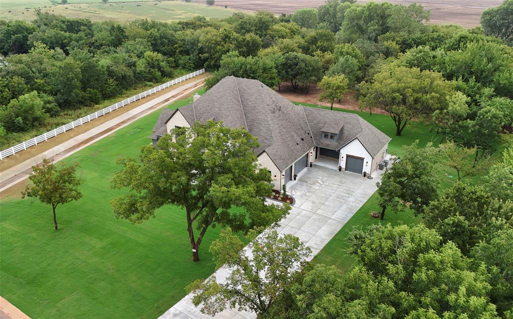 Edmond, Oklahoma, 73049, United States, 4 Bedrooms Bedrooms, ,6 BathroomsBathrooms,Residential,Active,1927661