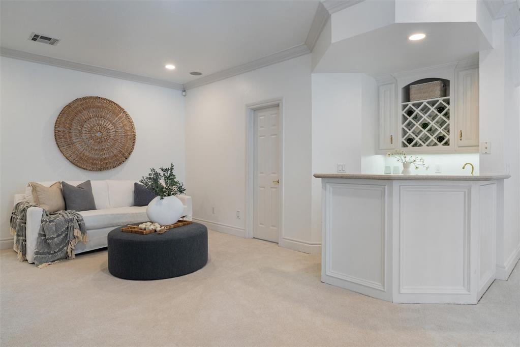 Norman, Oklahoma, 73072, United States, 5 Bedrooms Bedrooms, ,6 BathroomsBathrooms,Residential,Active,1894789