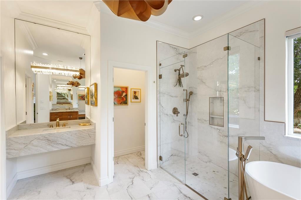 Nichols Hills, Oklahoma, 73120, United States, ,4 BathroomsBathrooms,Residential,Active,1894763