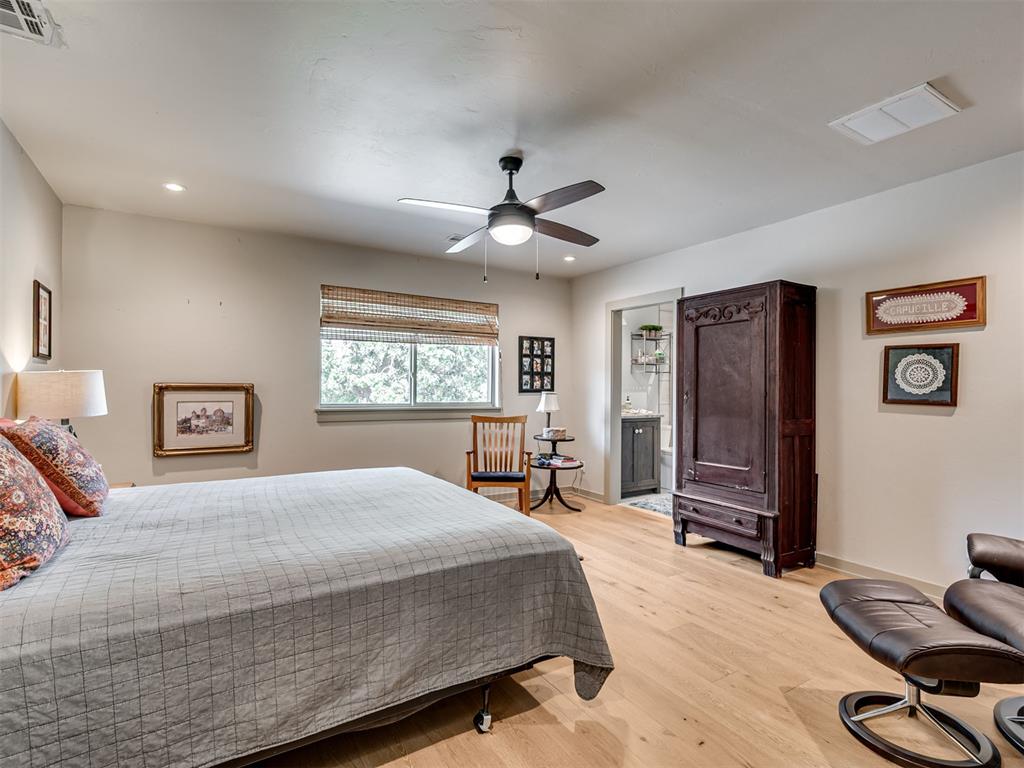 Edmond, Oklahoma, 73034, United States, 4 Bedrooms Bedrooms, ,5 BathroomsBathrooms,Residential,Active,1944017