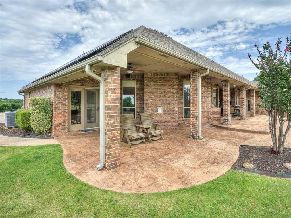 Tuttle, Oklahoma, 73089, United States, 4 Bedrooms Bedrooms, ,4 BathroomsBathrooms,Residential,Active,1899867