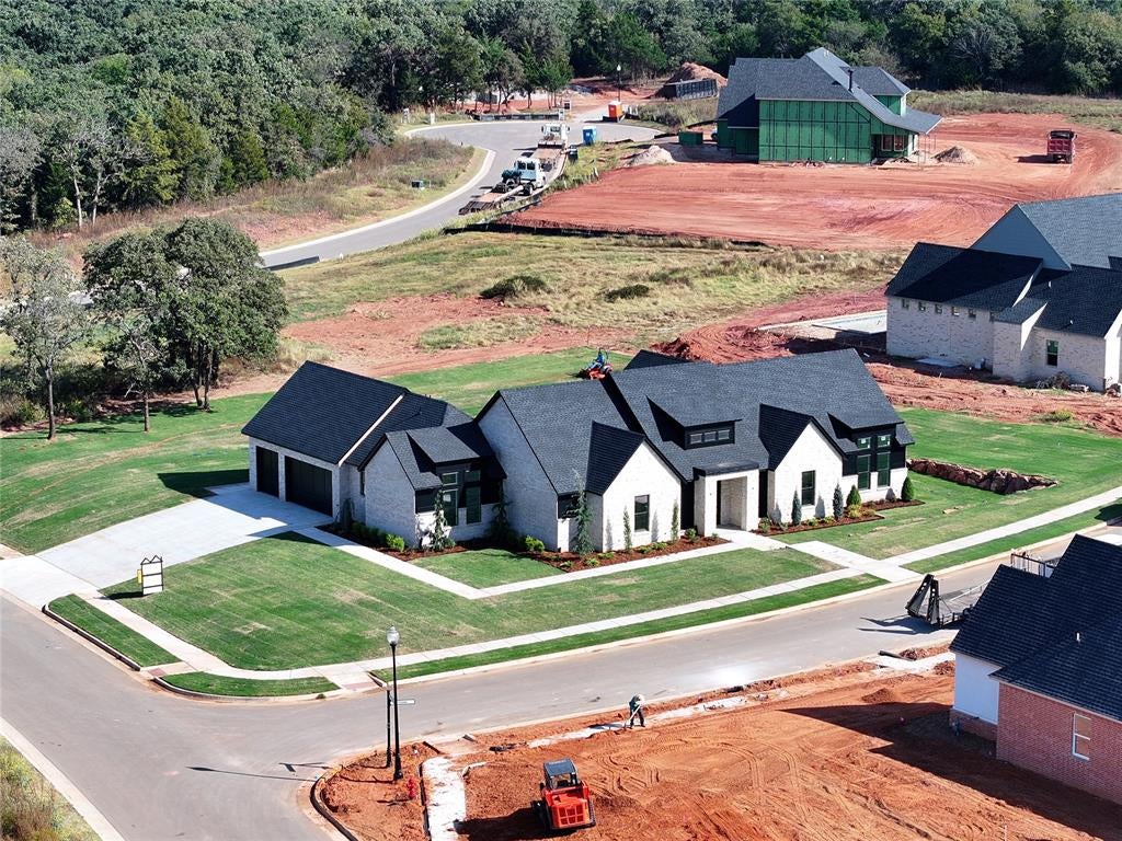 Edmond, Oklahoma, 73034, United States, 4 Bedrooms Bedrooms, ,5 BathroomsBathrooms,Residential,Active,1914582