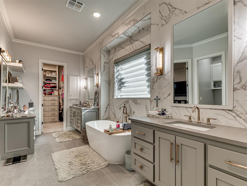 Edmond, Oklahoma, 73034, United States, 4 Bedrooms Bedrooms, ,5 BathroomsBathrooms,Residential,Active,1969655