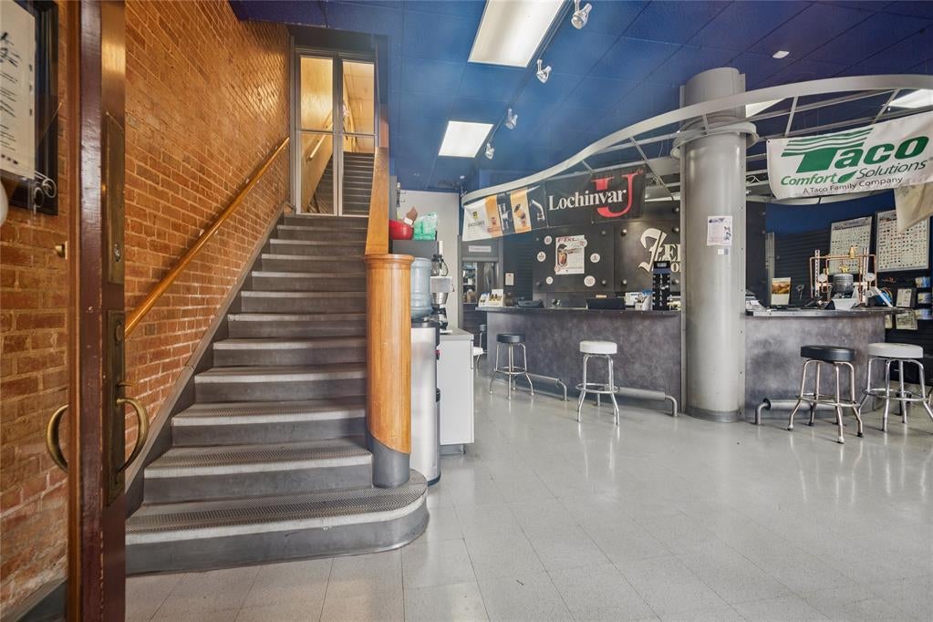 Oklahoma City, Oklahoma, 73104, United States, ,Residential,Active,1944057