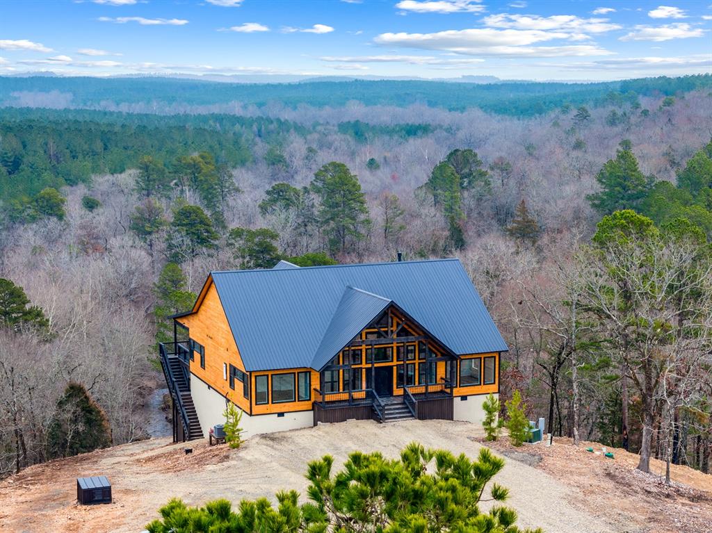 Broken Bow, Oklahoma, 74728, United States, 4 Bedrooms Bedrooms, ,4 BathroomsBathrooms,Residential,Active,1898222