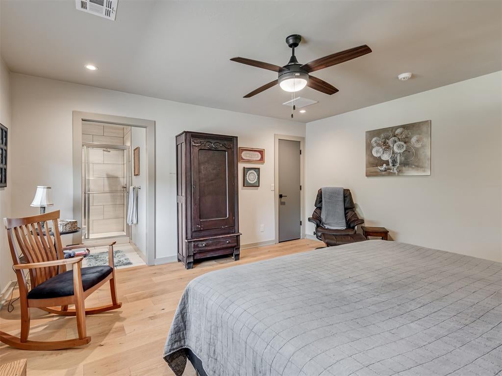 Edmond, Oklahoma, 73034, United States, 4 Bedrooms Bedrooms, ,5 BathroomsBathrooms,Residential,Active,1944017