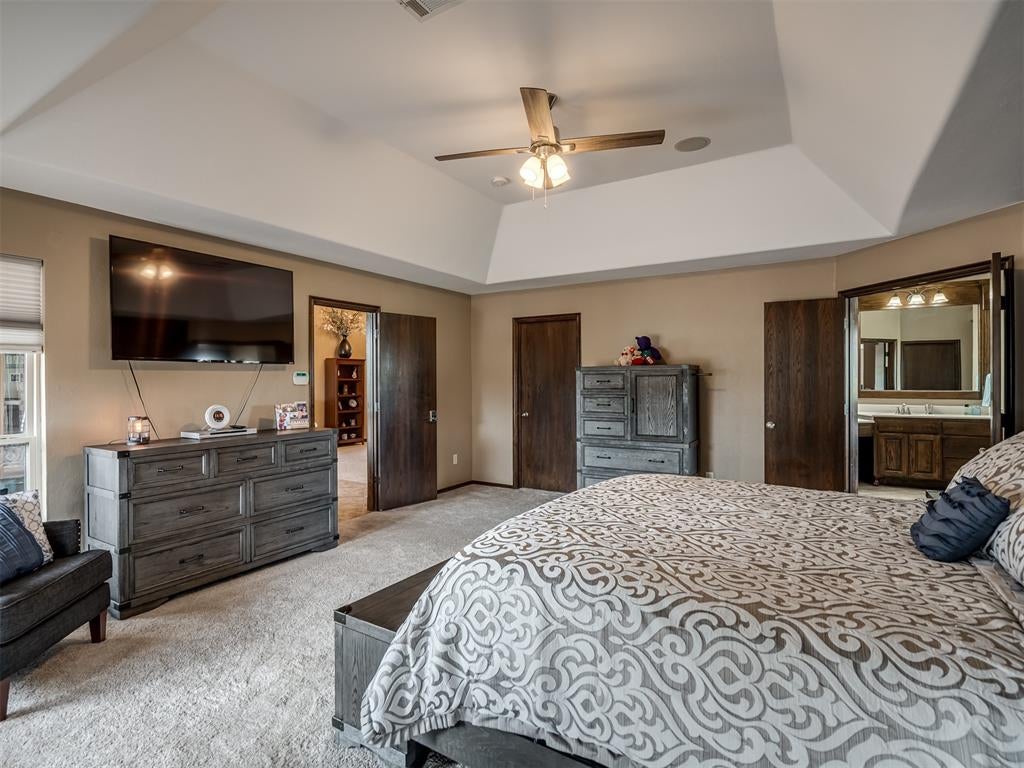 Tuttle, Oklahoma, 73089, United States, 4 Bedrooms Bedrooms, ,4 BathroomsBathrooms,Residential,Active,1899867