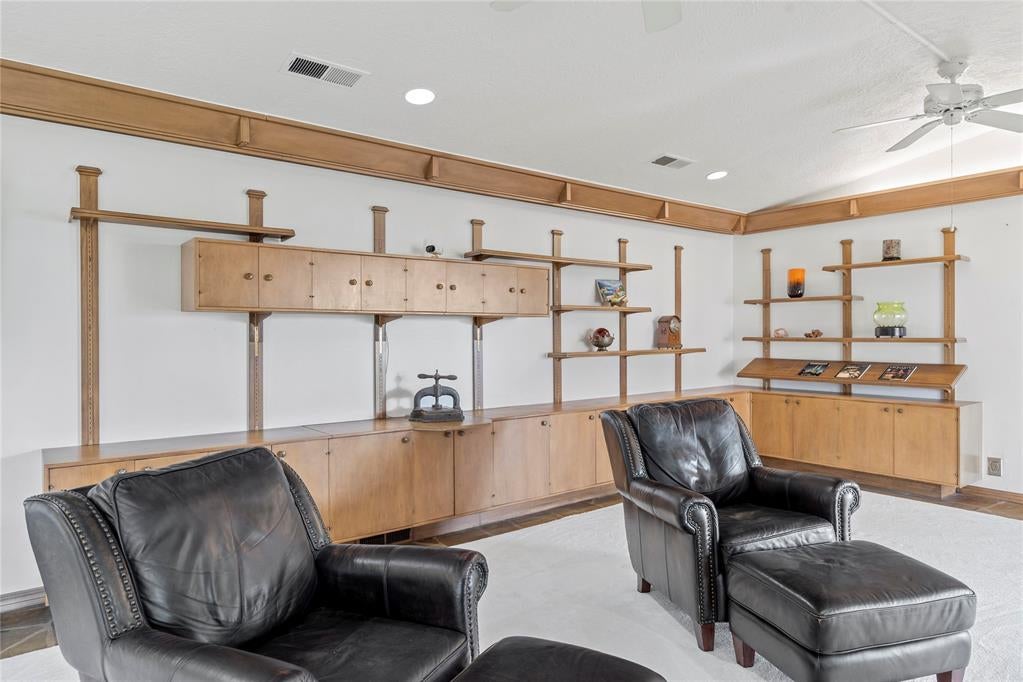 Norman, Oklahoma, 73071, United States, 6 Bedrooms Bedrooms, ,9 BathroomsBathrooms,Residential,Active,1762876