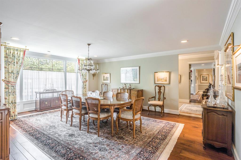 Oklahoma City, Oklahoma, 73120, United States, 5 Bedrooms Bedrooms, ,5 BathroomsBathrooms,Residential,Active,1968374