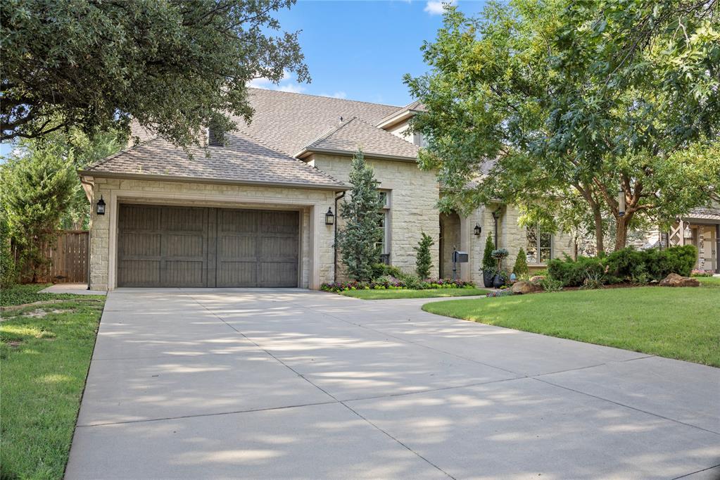 Nichols Hills, Oklahoma, 73120, United States, ,4 BathroomsBathrooms,Residential,Active,1894763