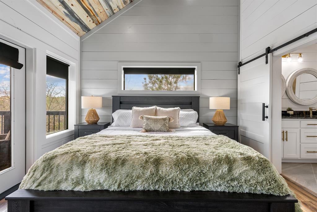 Broken Bow, Oklahoma, 74728, United States, 4 Bedrooms Bedrooms, ,4 BathroomsBathrooms,Residential,Active,1898222