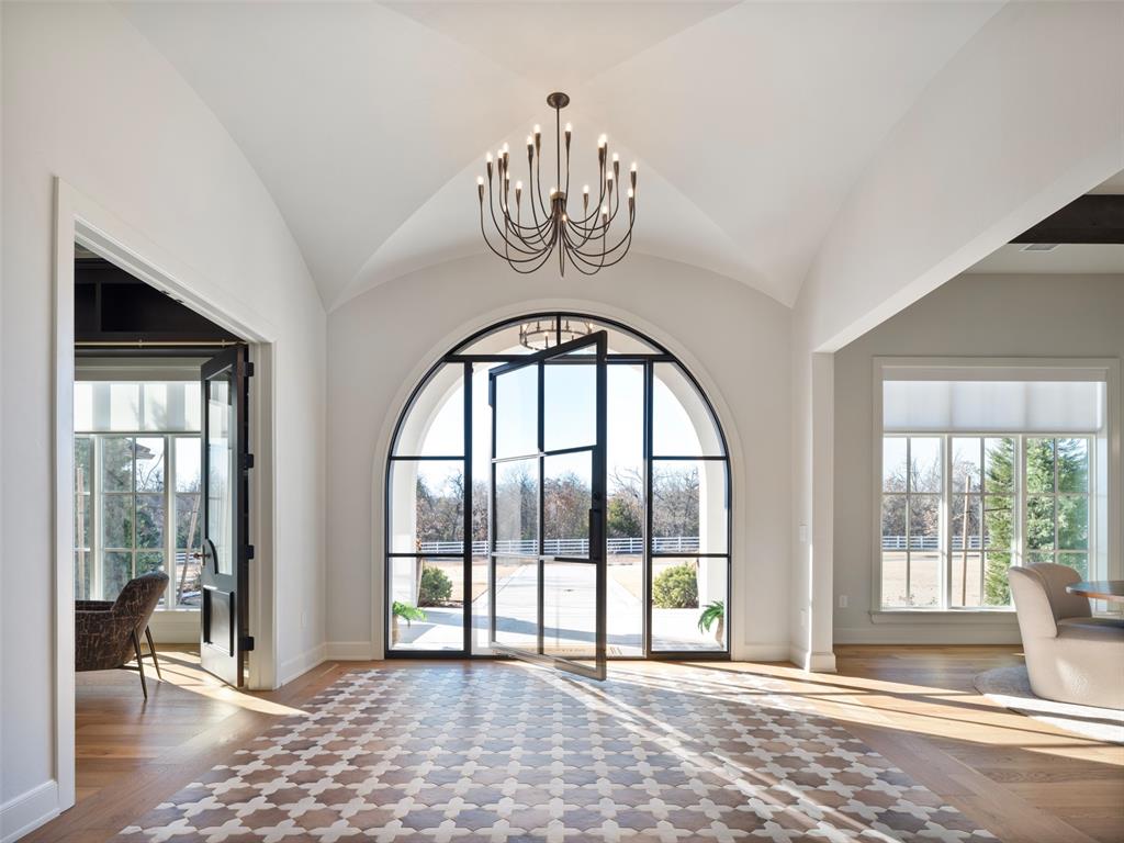 Jones, Oklahoma, 73049, United States, 6 Bedrooms Bedrooms, ,7 BathroomsBathrooms,Residential,Active,1953423