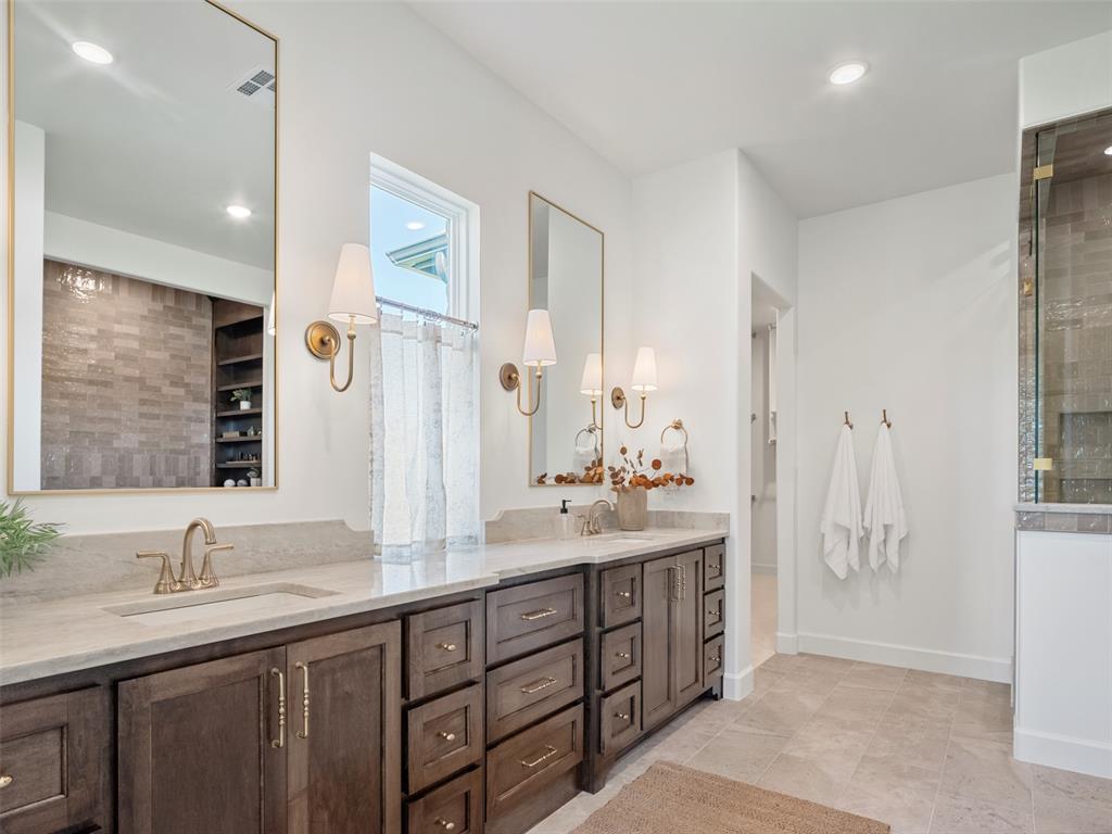 Oklahoma City, Oklahoma, 73151, United States, 4 Bedrooms Bedrooms, ,5 BathroomsBathrooms,Residential,Active,1953377