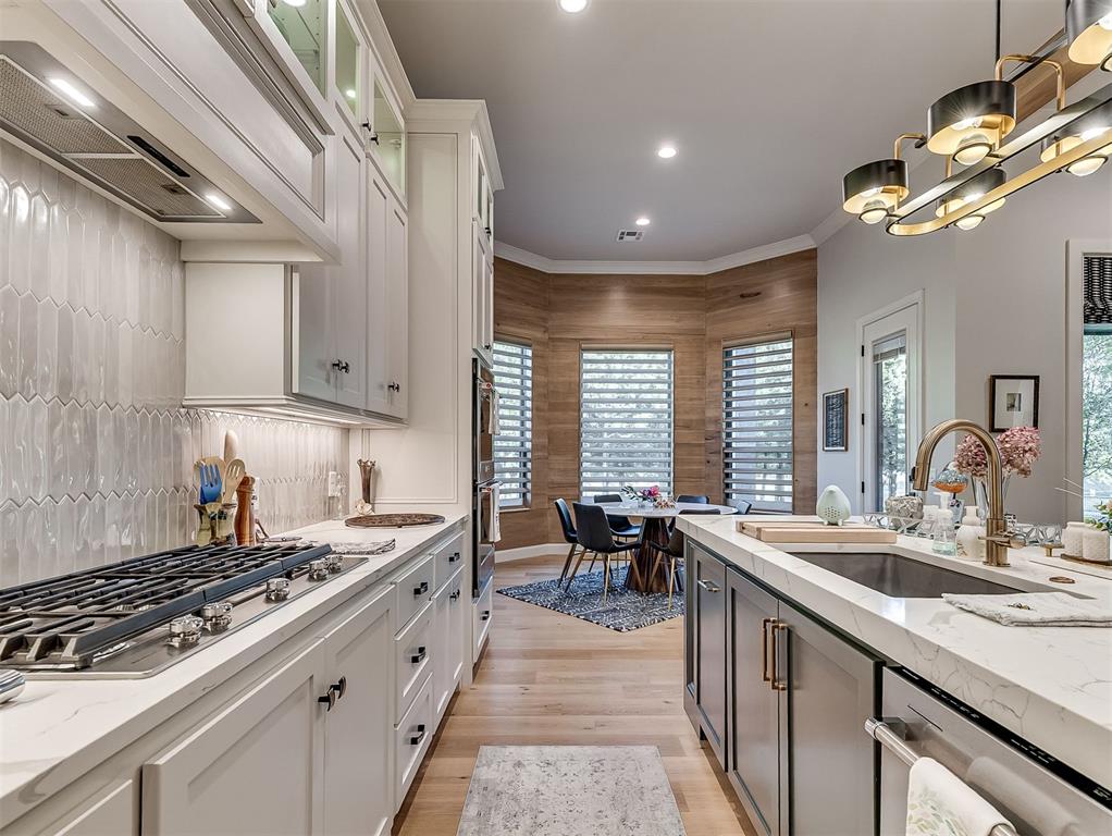 Edmond, Oklahoma, 73034, United States, 4 Bedrooms Bedrooms, ,5 BathroomsBathrooms,Residential,Active,1969655