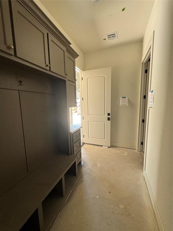 Oklahoma City, Oklahoma, 73151, United States, 4 Bedrooms Bedrooms, ,5 BathroomsBathrooms,Residential,Active,1843387
