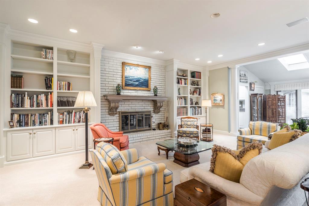 Oklahoma City, Oklahoma, 73120, United States, 5 Bedrooms Bedrooms, ,5 BathroomsBathrooms,Residential,Active,1968374