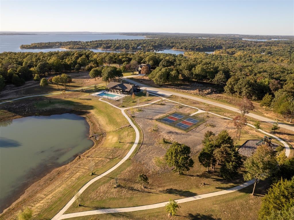 Eufaula, Oklahoma, 74432, United States, 5 Bedrooms Bedrooms, ,6 BathroomsBathrooms,Residential,Active,1905121