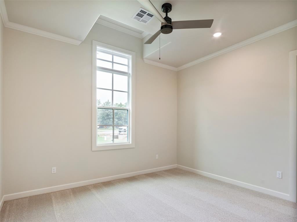 Edmond, Oklahoma, 73049, United States, 4 Bedrooms Bedrooms, ,6 BathroomsBathrooms,Residential,Active,1927661