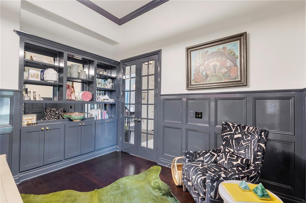 Nichols Hills, Oklahoma, 73120, United States, ,4 BathroomsBathrooms,Residential,Active,1894763