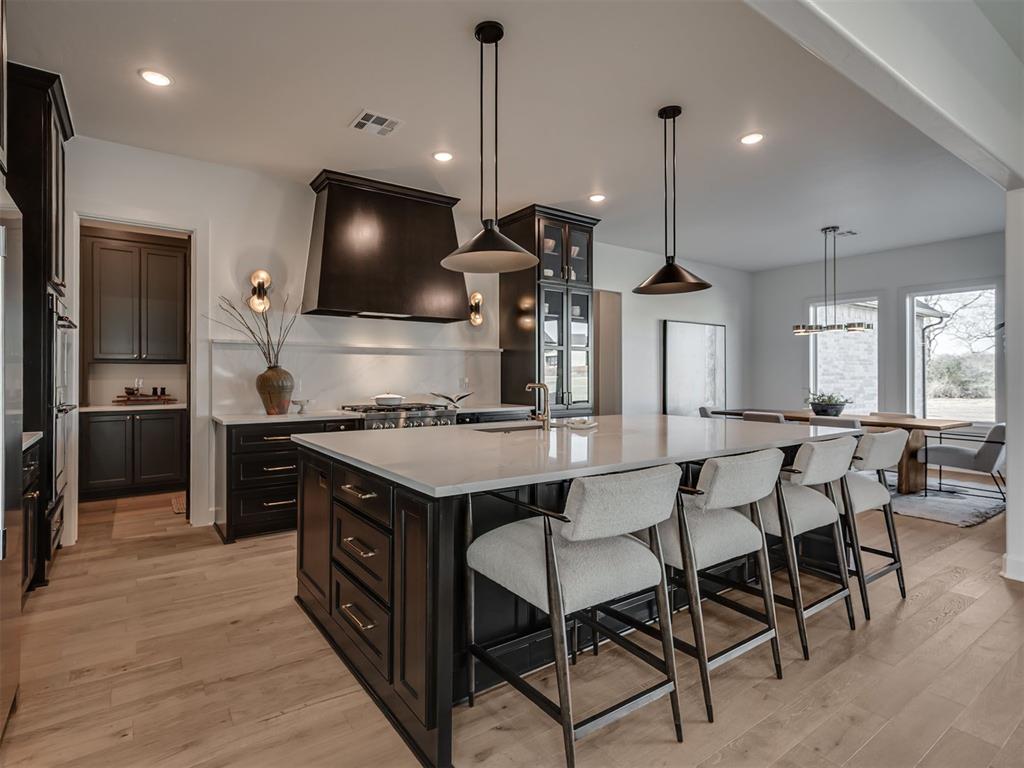 Edmond, Oklahoma, 73034, United States, 4 Bedrooms Bedrooms, ,5 BathroomsBathrooms,Residential,Active,2009414