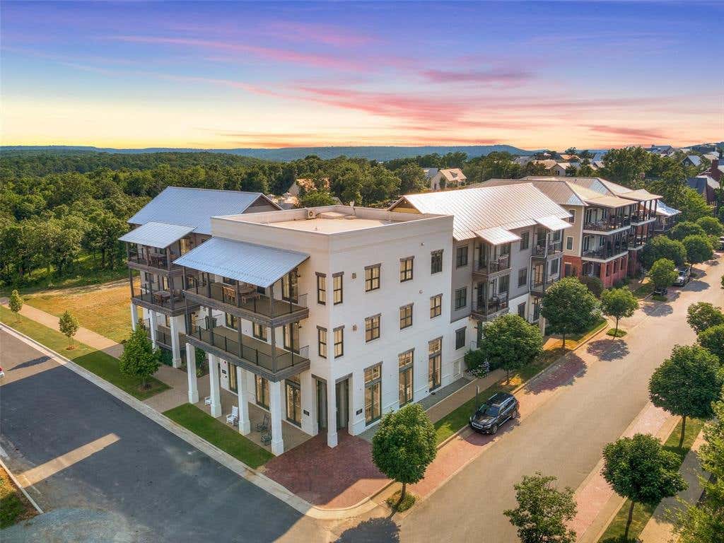 29 N Water St Unit 11B  