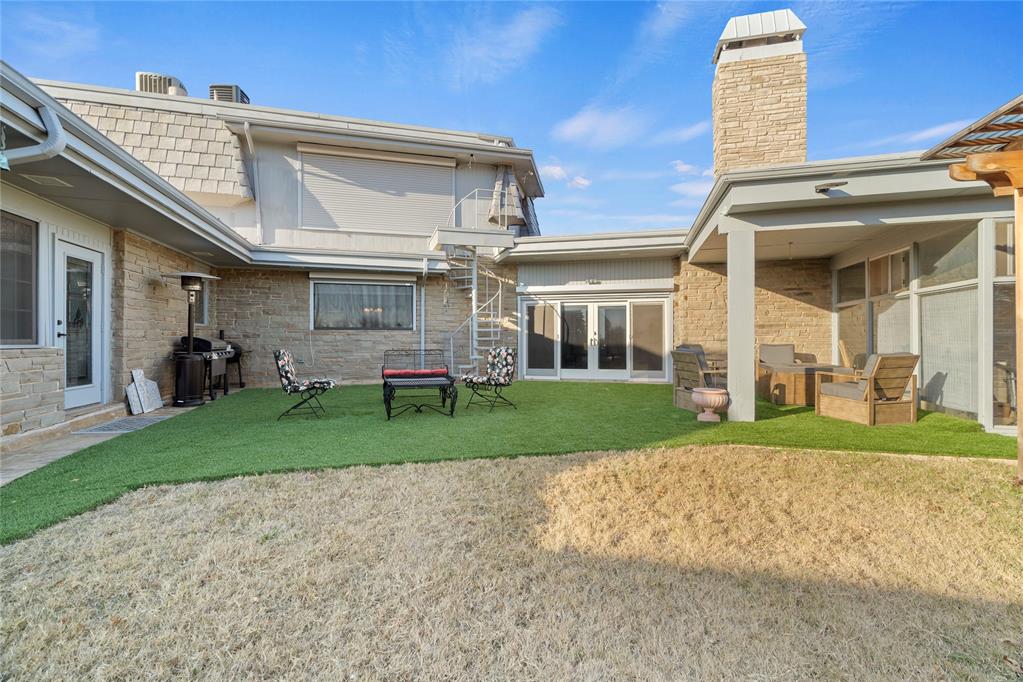 Norman, Oklahoma, 73071, United States, 6 Bedrooms Bedrooms, ,9 BathroomsBathrooms,Residential,Active,1762876