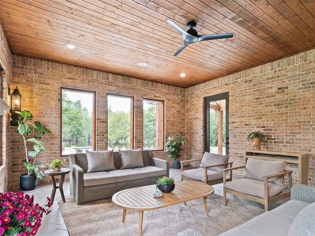 Edmond, Oklahoma, 73049, United States, 4 Bedrooms Bedrooms, ,6 BathroomsBathrooms,Residential,Active,1927661